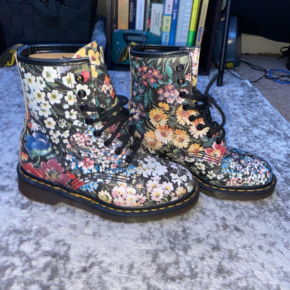 EXTREMELY RARE “Sierra Miller” Doc Martens